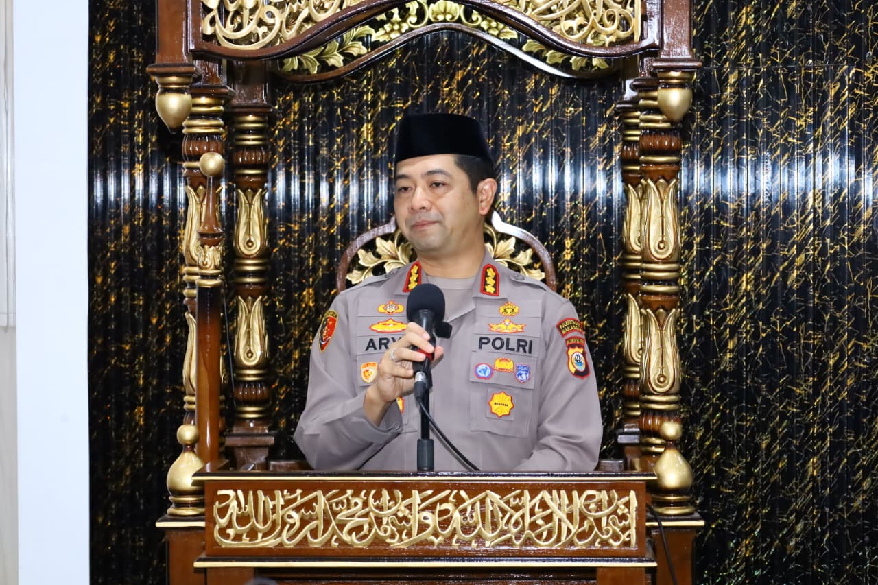 Kapolrestabes Makassar Ingatkan Bahaya Kebakaran dan Narkoba Saat Safari Ramadhan