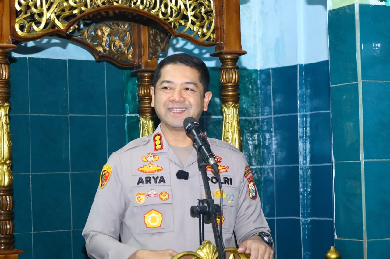 Safari Subuh, Kapolrestabes Makassar Tekankan Peran Keluarga Lindungi Anak dari Bahaya Tawuran dan Narkoba