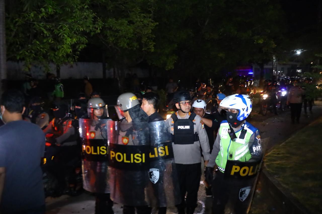 Polisi Kawal Aksi Unjuk Rasa Peringatan Amarah Mahasiswa UMI