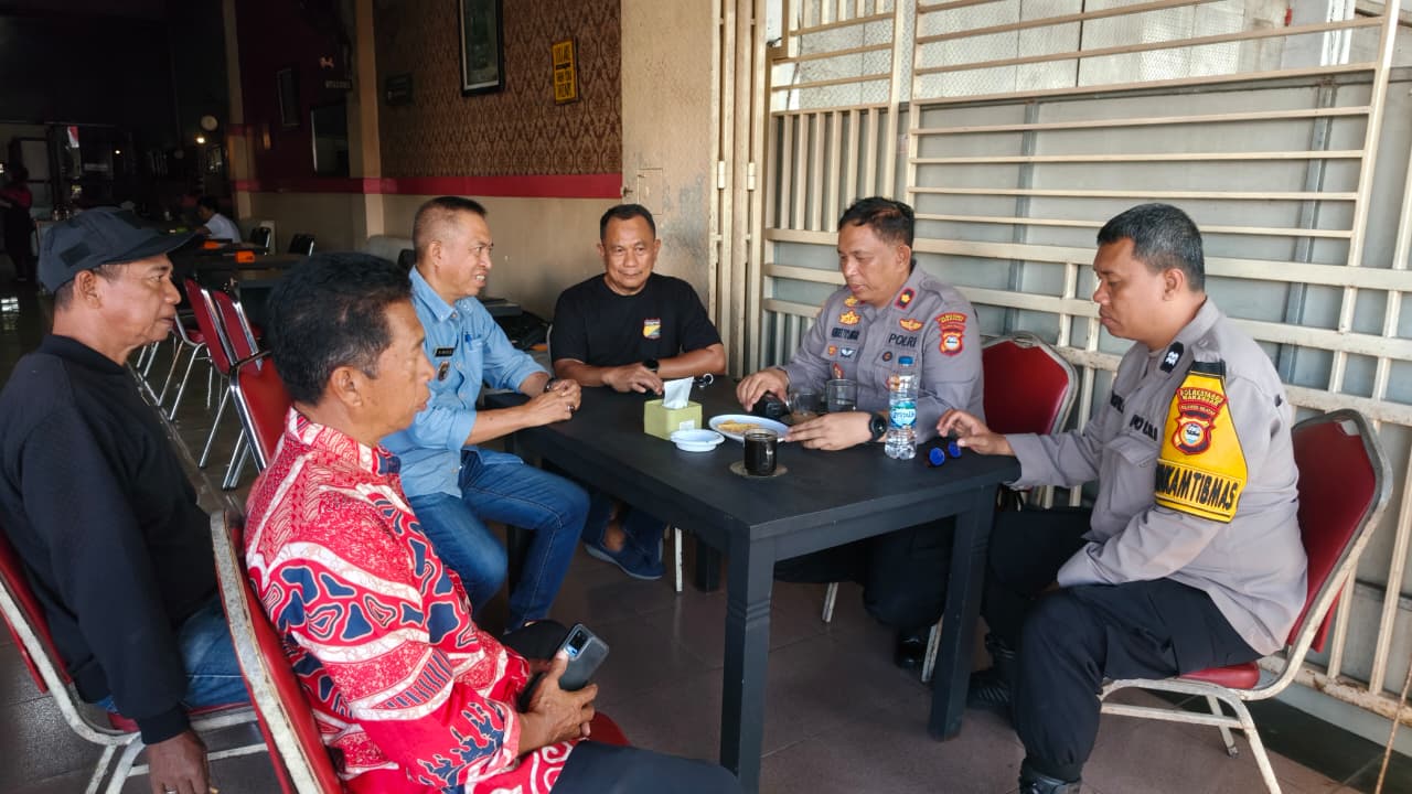 Perkuat Kemitraan, Kapolsek Manggala Gelar Ngopi Morning Bersama Tokoh Masyarakat