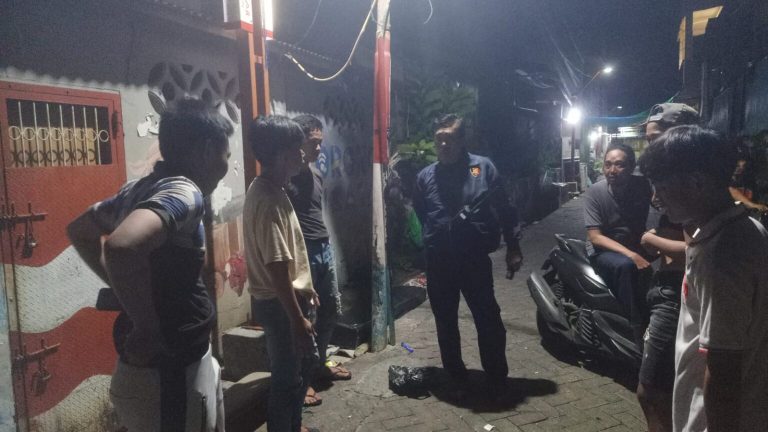Patroli Preventif Resmob Polsek Makassar, Pemuda Pembawa Parang Diamankan