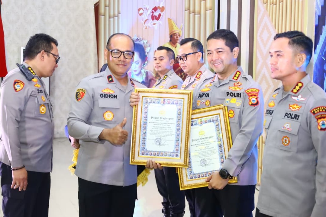 Polrestabes Makassar Raih Predikat Pelayanan Prima A dari Kapolri